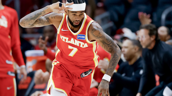 Dok Šej čeka MVP titulu, rođak se okitio nagradom