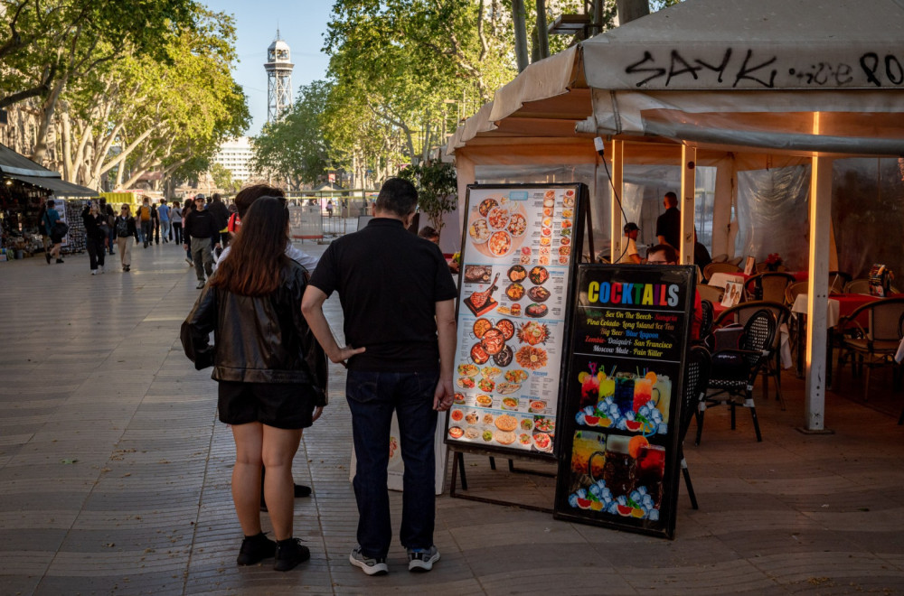 Posle 25 godina lanac restorana Mafija sedi za stolom menja ime