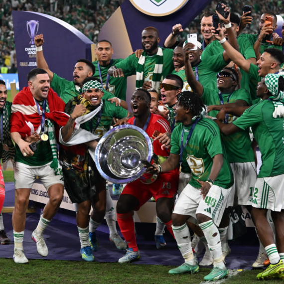 Marez i družina prvaci Azije – sa desetoricom do pehara