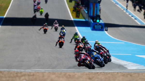 Haos u Španiji: Jedan Markes izleteo sa staze, a drugi pobedio VIDEO