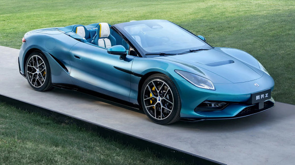 "Kinez" koji izgleda kao Maserati, a košta kao BMW: Stiže Denza Z sa 1.000 KS! FOTO