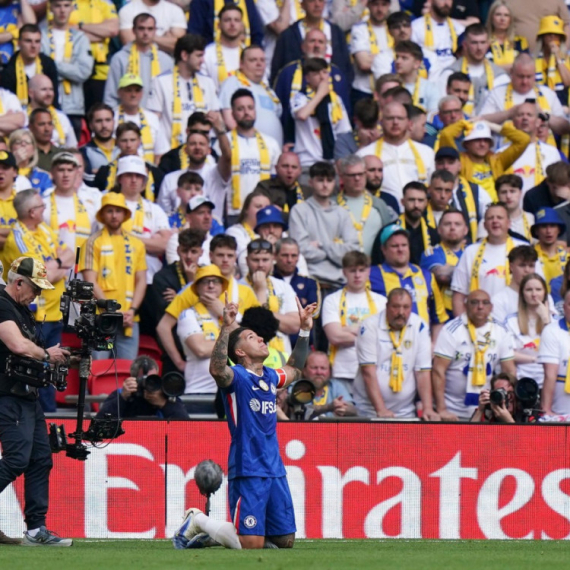 Čelsi izdržao sve nalete Lidsa i otišao u veliko finale