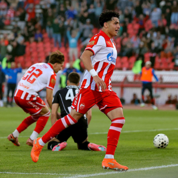 Još jedan "prvenac" na derbiju VIDEO