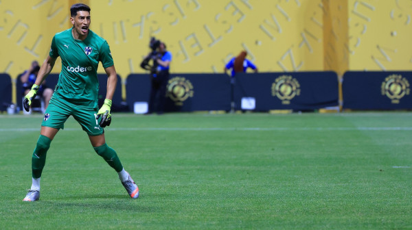 Haos u Španiji – golman nokautirao rivala VIDEO