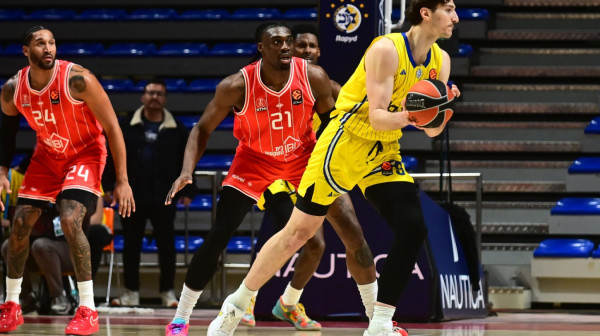 Još jedan košarkaš odbio Partizan