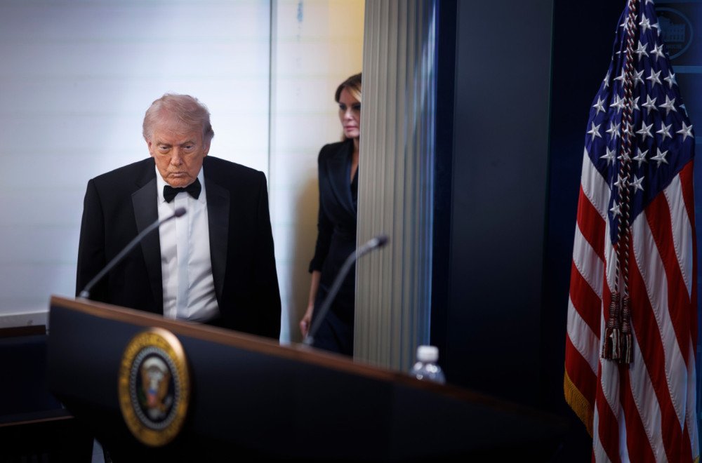 Tramp poludeo tokom intervjua: Sramota, bolesno je šta čitate, nisam pedofil VIDEO