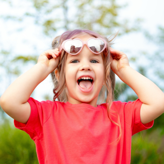 Ovo je šest neprocenjivih trenutaka detinjstva koje pamtimo