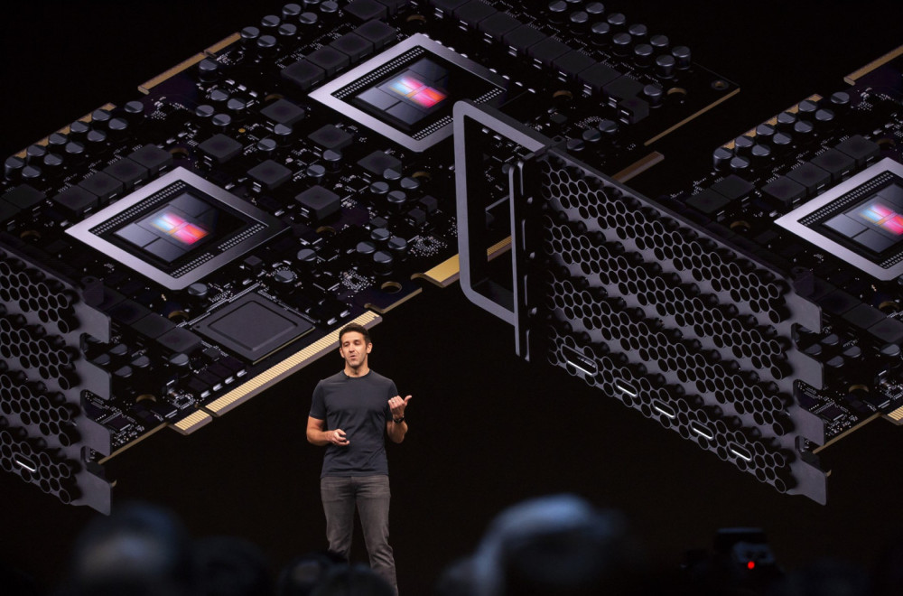 Tim Kuk napušta Apple, a naslednik je već spremio 10 bombi