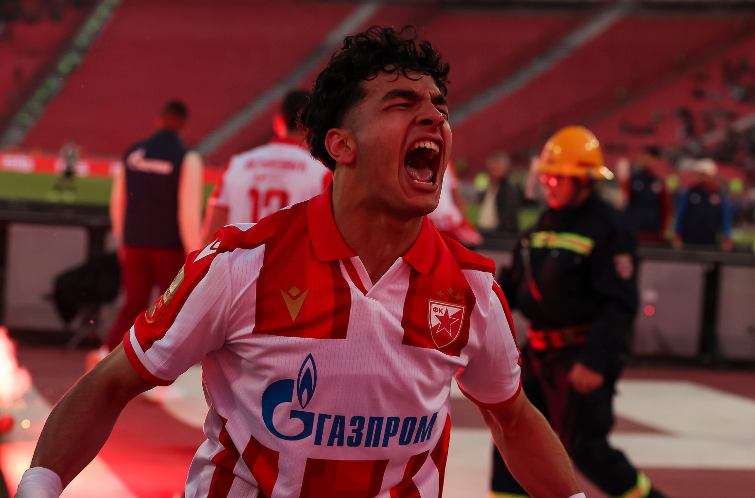 Istorijska razlika u večitim derbijima