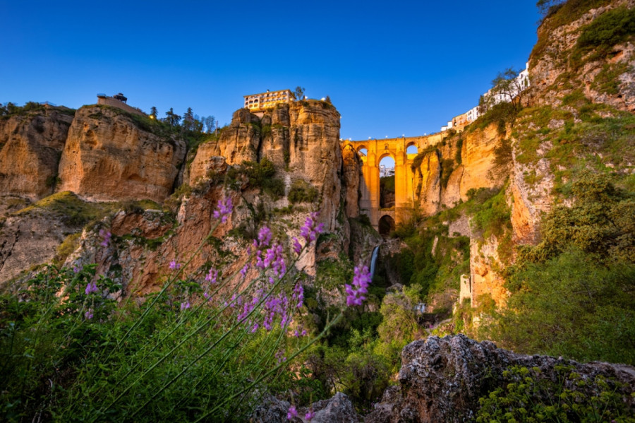 Španski biser postaje hit među generacijom Z: Nazivaju ga gradom snova VIDEO