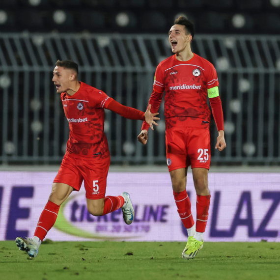 "Traktoristi" pogurali "meraklije" ka prvoligaškom fudbalu