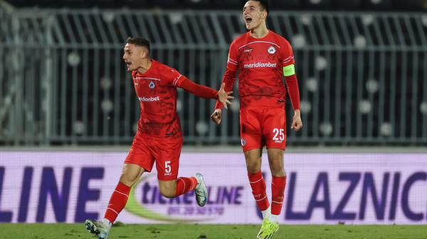 "Traktoristi" pogurali "meraklije" ka prvoligaškom fudbalu