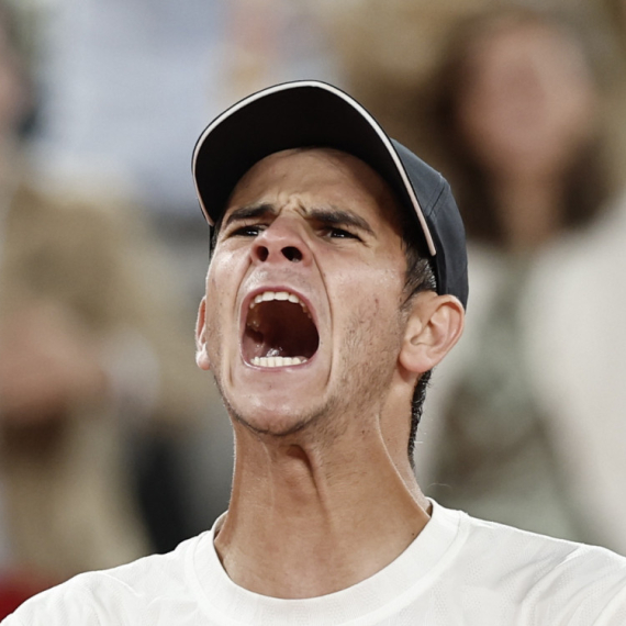 Siner u hvalospevima o novoj senzaciji – da li će on stvoriti novu "veliku trojku"? VIDEO