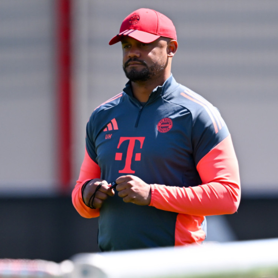 Kompani pred polufinale LŠ: "Teško mogu da stanem u korpu za veš"