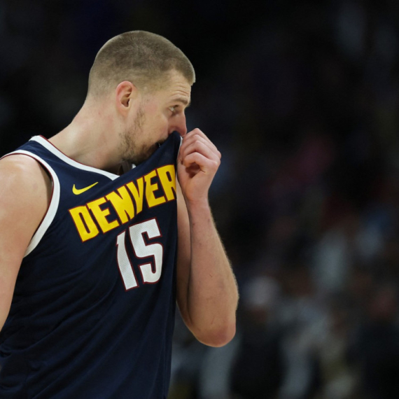 Jokić odbio da odgovori na pitanje i nasmejao sve u sali VIDEO