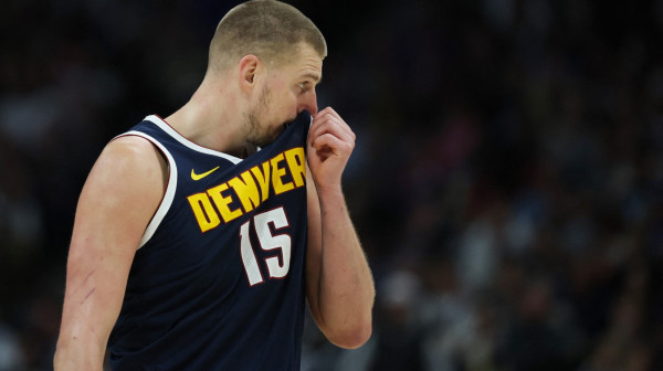 Jokić odbio da odgovori na pitanje i nasmejao sve u sali VIDEO