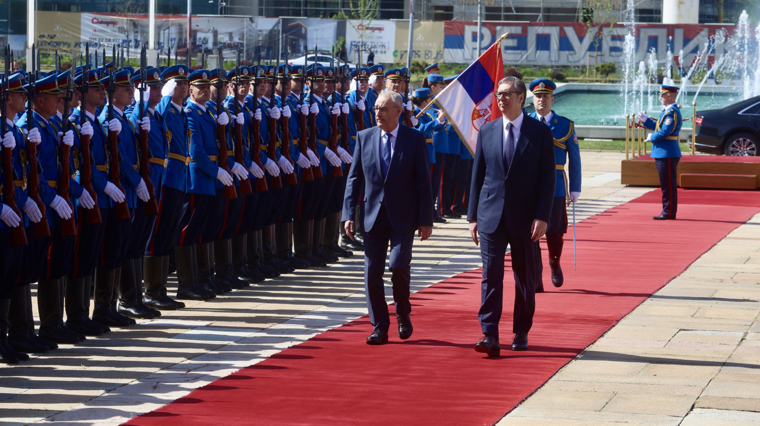 Swiss President in Serbia; Vučić welcomes Parmelin with highest state honors PHOTO/VIDEO