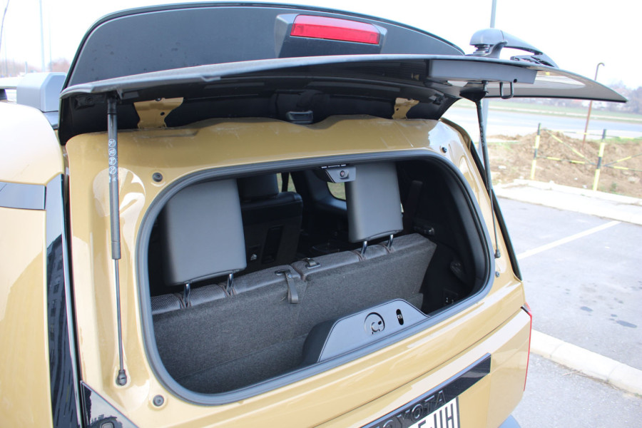 Test: Toyota Land Cruiser – Kuda? Svuda!