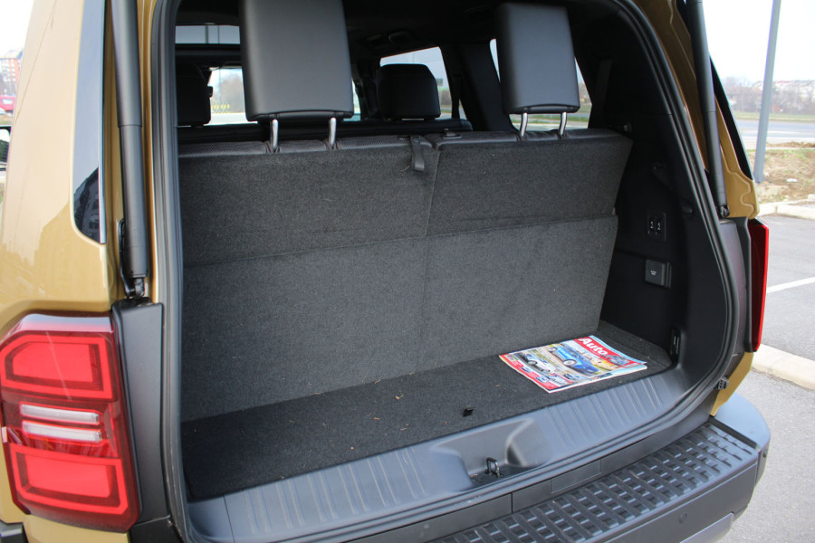 Test: Toyota Land Cruiser – Kuda? Svuda!