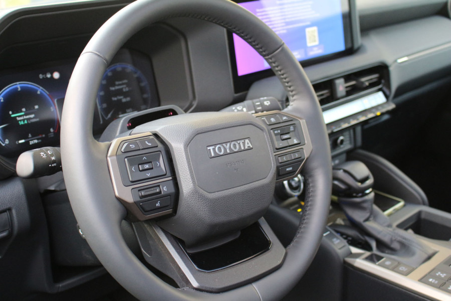 Test: Toyota Land Cruiser – Kuda? Svuda!