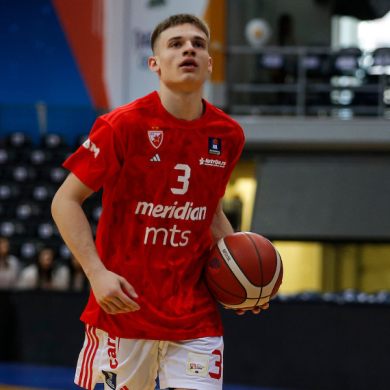 Zvezdino dete potpisalo za Megu