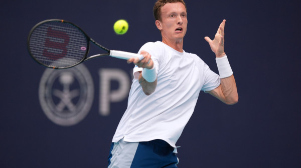 Lehečka izbacio Muzetija za četvrtfinale