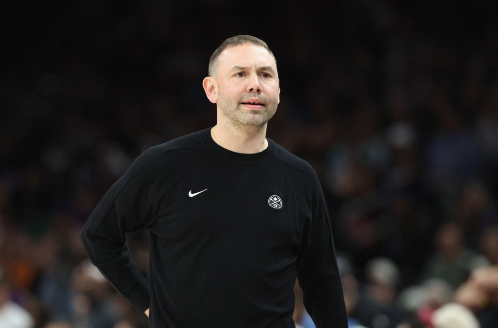 Novinari postavljali pitanja, Adelman ponavljao: Nemam pojma VIDEO