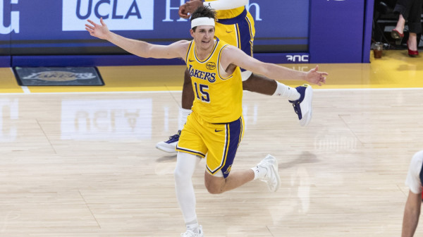 Dobre vesti za Lejkerse – vraća se Rivs