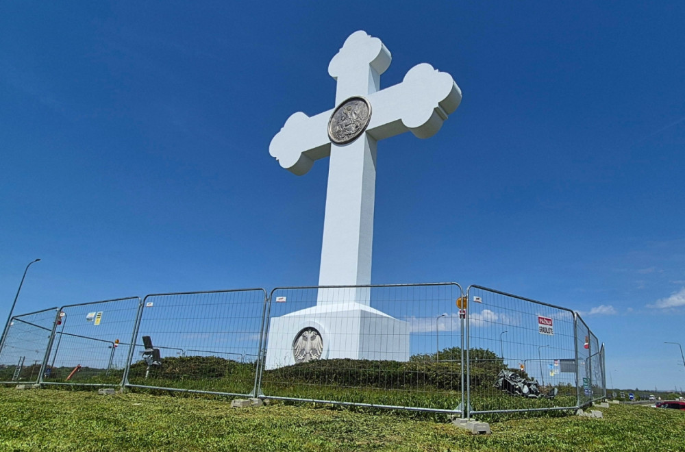 Završeni radovi na održavanju spomenika Đurđevdanski krst na ulazu u Kragujevac