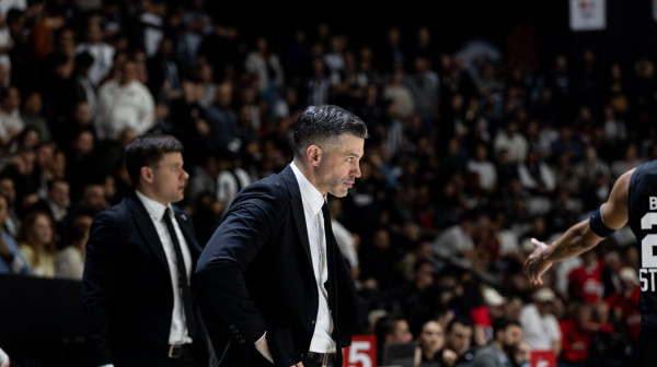 Alimpijevićev Bešiktaš gubi – Burg krenuo silovito