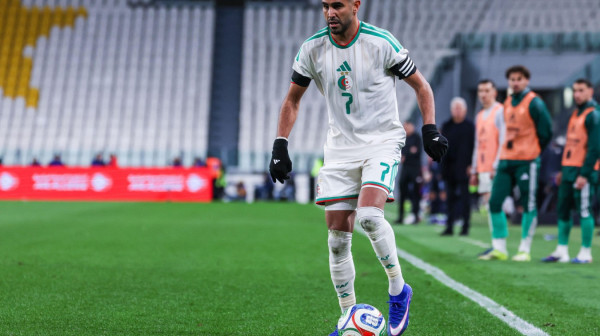 Marez široke ruke – svaki igrač dobio poklon od 20.000 evra FOTO