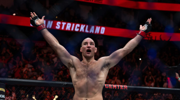 Strikland poručio Čimaevu: "Izvadiću pištolj i upucaću sve Čečene" VIDEO