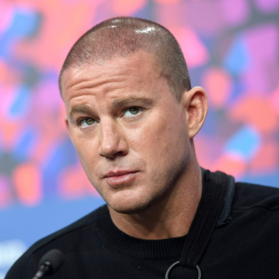 Čening Tejtum postao hit zbog objava: Ovako utapa tugu zbog veridbe svoje bivše? FOTO