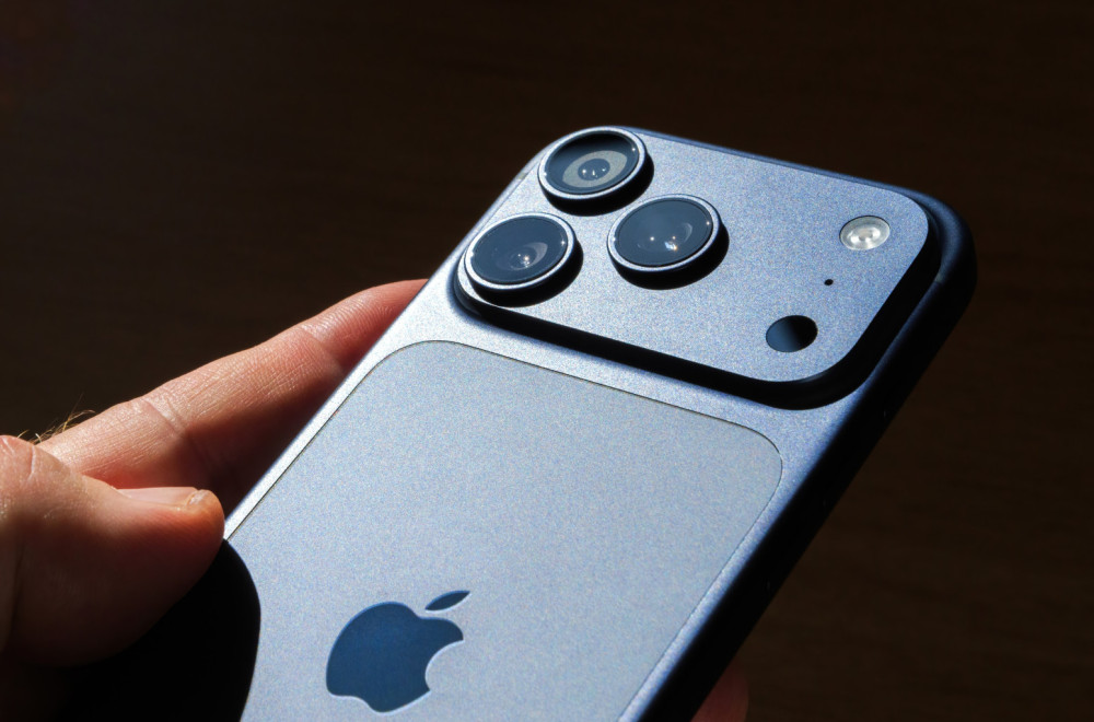 Novi problemi za Apple: iPhone neće da se upali