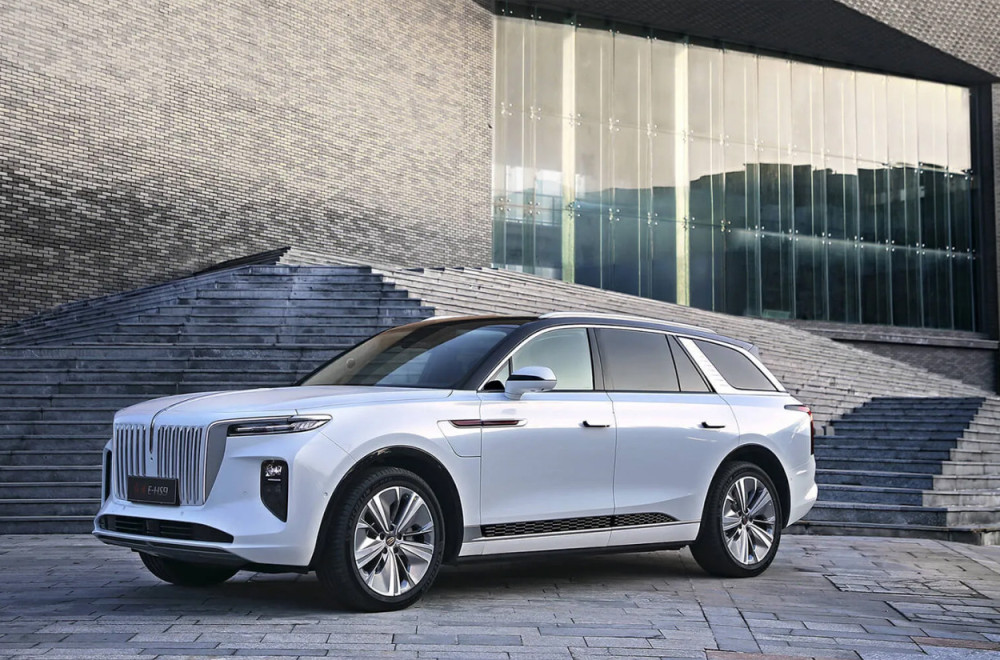 Kineski proizvođač luksuznih automobila koji pravi i predsedničke limuzine cilja Evropu