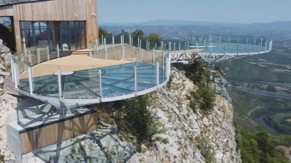 Prilaz do kablarske balerine biće kao pista: Asfaltira se put do staklenog vidikovca; Obustavlja se saobraćaj