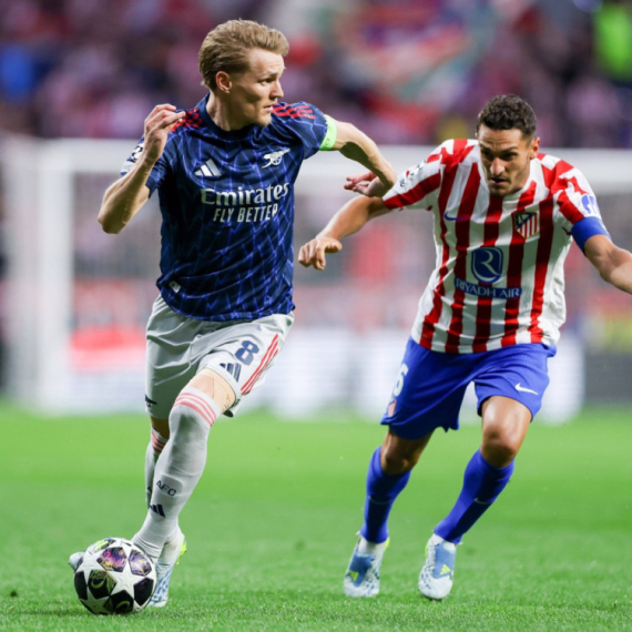 Arsenal mogao da povede