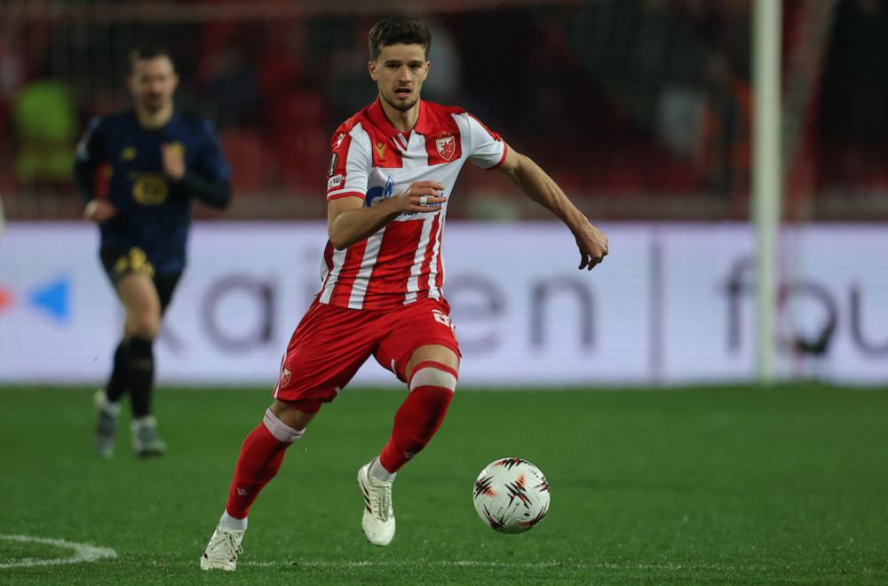 Zvezdin stranac: Izlazim na prozor i vidim prolazi deset tenkova