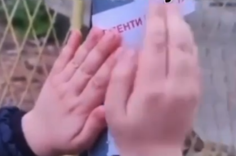 Blokaderi prešli sve granice; Zloupotrebljavaju decu u političke svrhe VIDEO