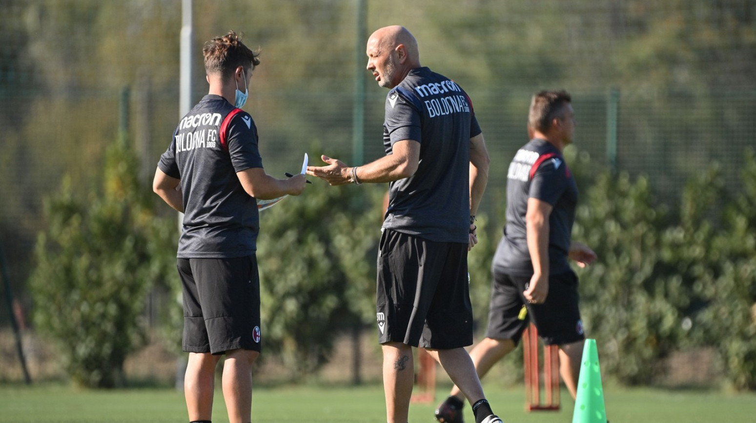 O Siniši, Srbima i lekcijama koje traju: "Ljajića gađao daljinskim"