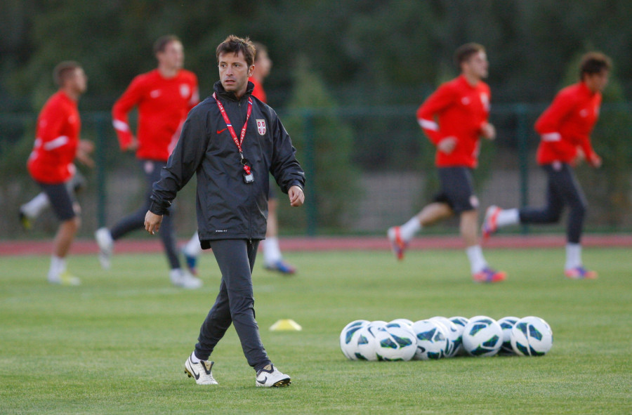 O Siniši, Srbima i lekcijama koje traju: Ljajića gađao daljinskim