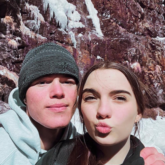 Prvo dete dobila sa 17, a treće sa 19 godina: "Moj život tek počinje" FOTO