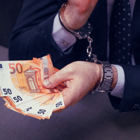 Nova akcija policije zbog korupcije: Sumnja se da je oštetio budžet za 4,25 miliona dinara