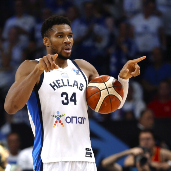 Adetokumbo: "Hteo sam da igram za Grčku, ali ne mogu"