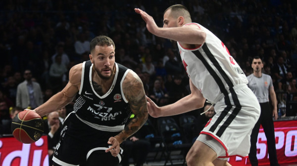 Partizan gubi – prvi poeni Lovernja