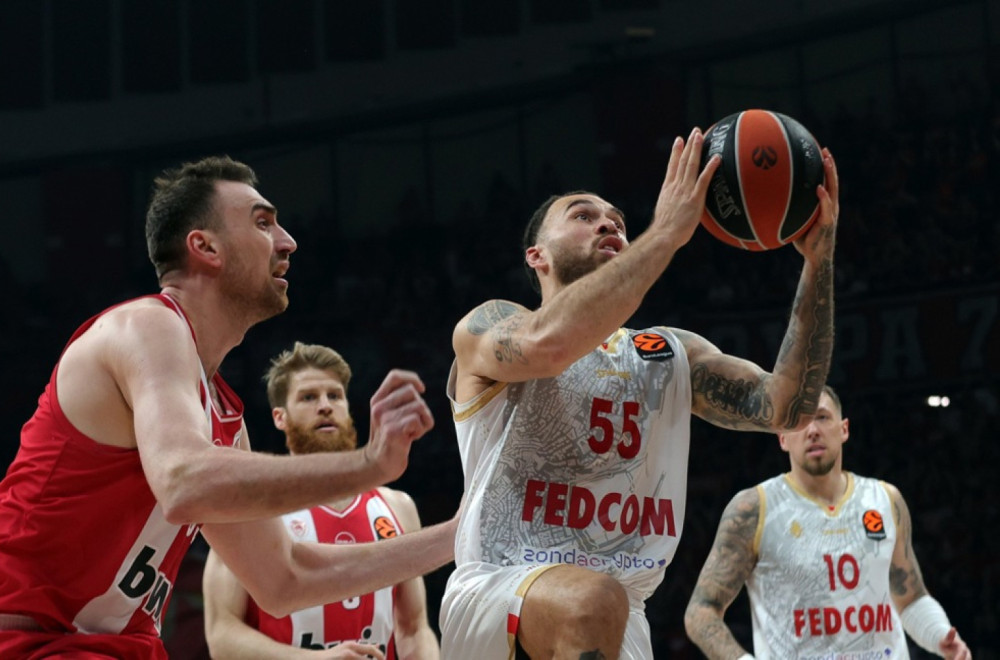 Olimpijakos zgromio Monako – Džejms isključen VIDEO