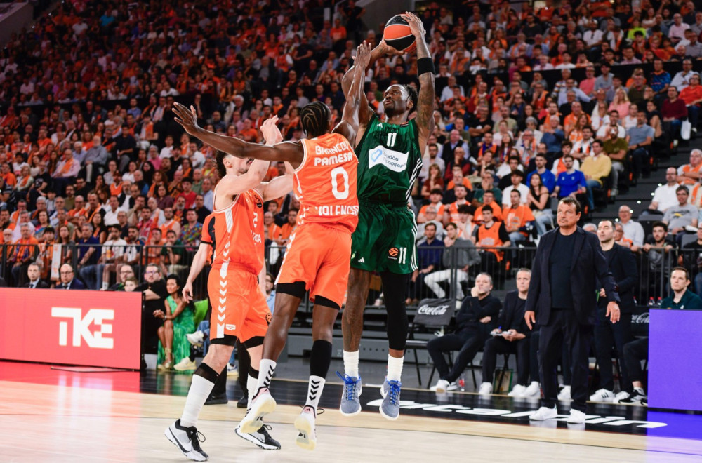 Neviđena ludnica u Španiji: Utakmica sezone! Hejs-Dejvis ubio Valensiju u poslednjoj sekundi produžetka