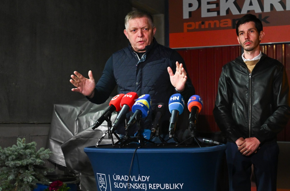 Fico odradio noćnu smenu; Upravo smo isporučili pošiljku svežeg hleba i peciva VIDEO