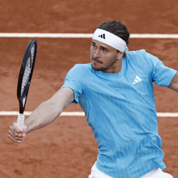 Zverev rutinski do finala Madrida, a sada – Siner