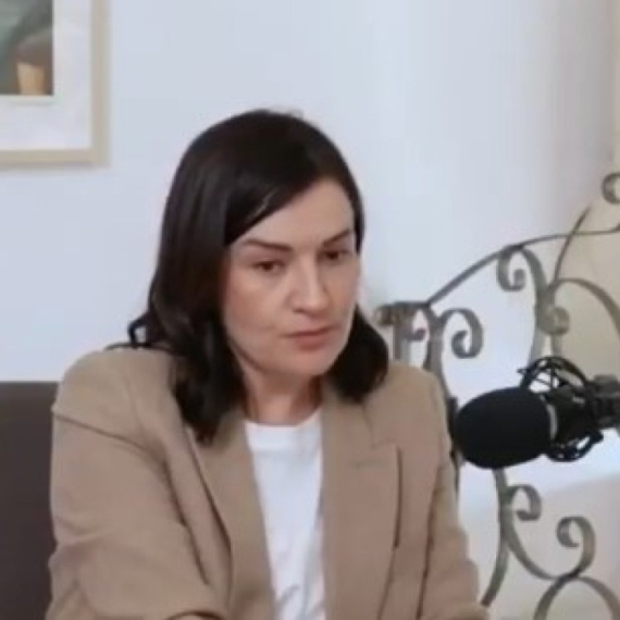 Obućina priznala da su slagali za smrt dečaka iz Valjeva i da se u Srbiji dobro živi VIDEO